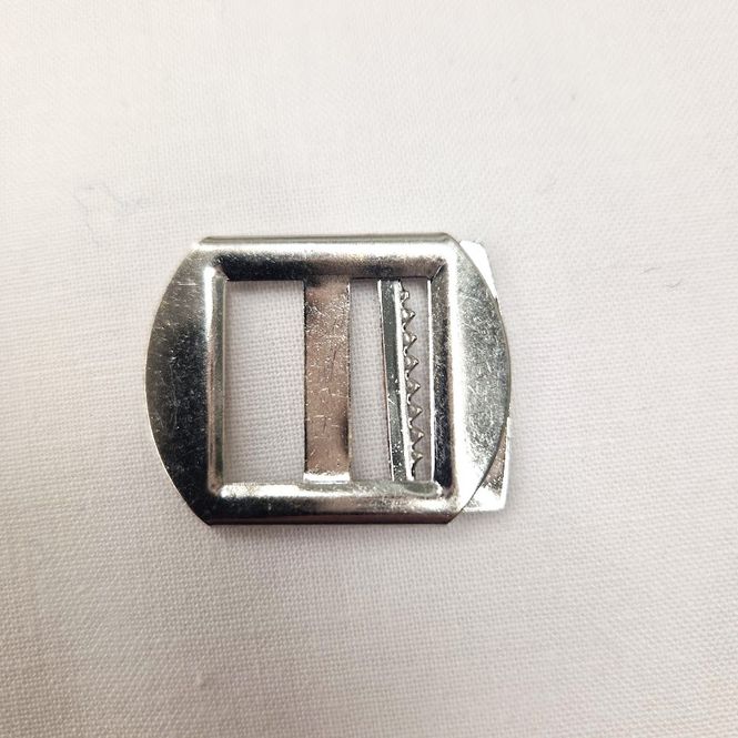 Hovedbilde Spenne til vest av metall 20 mm