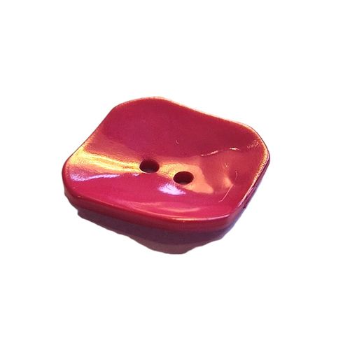 Kantet knapp polyester 30 mm cerise